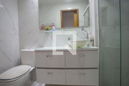 Apartamento à venda com 30m², 2 quartos e 1 vaga Apartamento à venda com 30m², 2 quartos e 1 vagaBanheiro