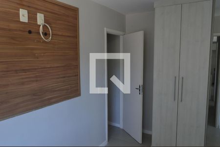 Quarto 1 de apartamento para alugar com 2 quartos, 58m² em Jacarepaguá, Rio de Janeiro