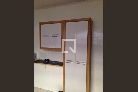 Casa à venda com 150m², 2 quartos e 3 vagas Casa à venda com 150m², 2 quartos e 3 vagasCozinha