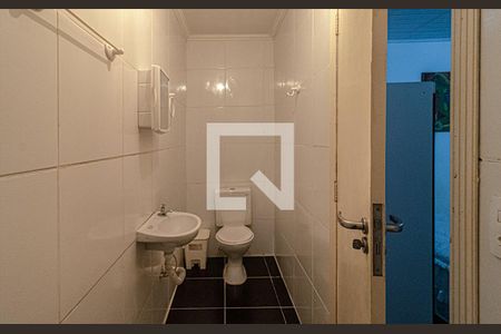 Banheiro de kitnet/studio para alugar com 1 quarto, 20m² em Vila Mariana, São Paulo