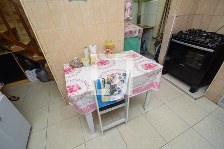 Casa à venda com 118m², 2 quartos e 1 vagaCozinha - Mesa