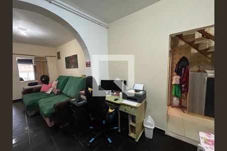 Sala de casa para alugar com 2 quartos, 118m² em Vaz Lobo, Rio de Janeiro