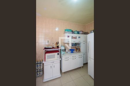 Casa à venda com 118m², 2 quartos e 1 vagaCozinha - Armários