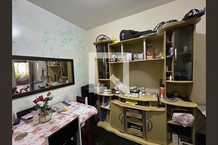 Sala de casa para alugar com 2 quartos, 118m² em Vaz Lobo, Rio de Janeiro