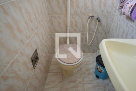 Casa à venda com 118m², 2 quartos e 1 vagaBanheiro da Suíte