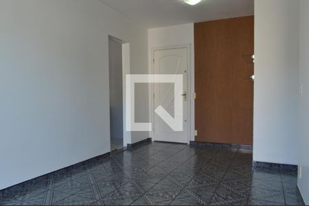 Sala de apartamento para alugar com 2 quartos, 64m² em Taquara, Rio de Janeiro