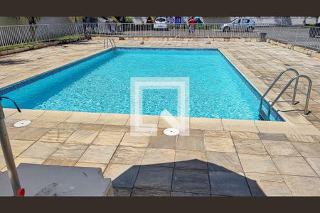 Apartamento à venda com 64m², 2 quartos e 1 vaga Apartamento à venda com 64m², 2 quartos e 1 vagaÁrea comum - Piscina