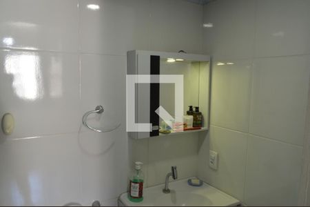 Apartamento à venda com 64m², 2 quartos e 1 vaga Apartamento à venda com 64m², 2 quartos e 1 vagaBanheiro da Suíte