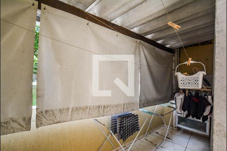 Casa à venda com 159m², 3 quartos e 1 vaga Casa à venda com 159m², 3 quartos e 1 vagaÁrea de Serviço