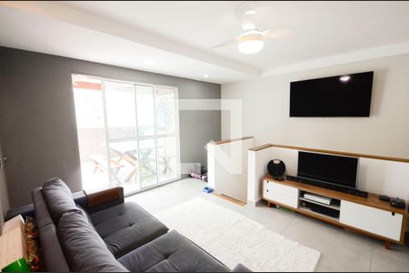 Apartamento à venda com 150m², 3 quartos e 2 vagas Apartamento à venda com 150m², 3 quartos e 2 vagasTerraço