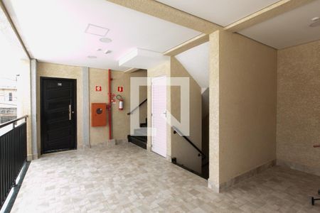 Apartamento à venda com 27m², 1 quarto e sem vaga Apartamento à venda com 27m², 1 quarto e sem vagaHall de Entrada