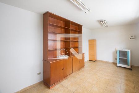 Casa à venda com 300m², 4 quartos e 4 vagas Casa à venda com 300m², 4 quartos e 4 vagasEdícula