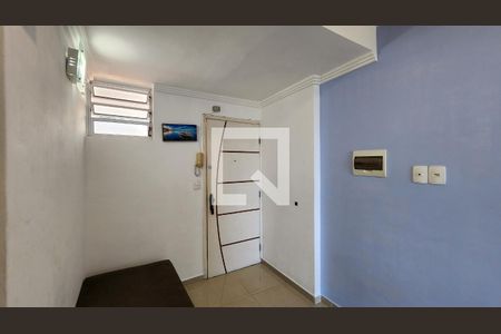 Sala de kitnet/studio para alugar com 1 quarto, 25m² em José Menino, Santos