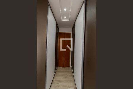 Apartamento à venda com 96m², 3 quartos e 2 vagas Apartamento à venda com 96m², 3 quartos e 2 vagasCloset da suíte