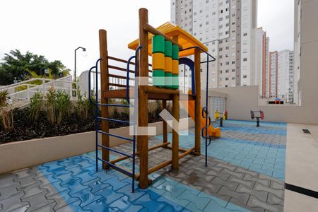 Apartamento para alugar com 45m², 2 quartos e 1 vaga Apartamento para alugar com 45m², 2 quartos e 1 vagaÁrea comum - Playground