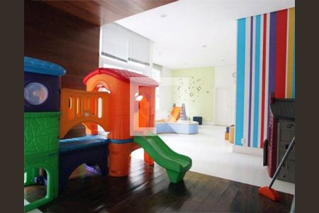 Apartamento à venda com 4 quartos, 335m² em Moema, São Paulo