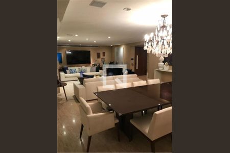 Apartamento à venda com 4 quartos, 335m² em Moema, São Paulo