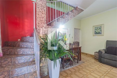 Casa à venda com 3 quartos, 97m² em Vila Fachini, São Paulo