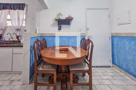 Sala de apartamento para alugar com 2 quartos, 58m² em Jardim Tejereba, Guarujá