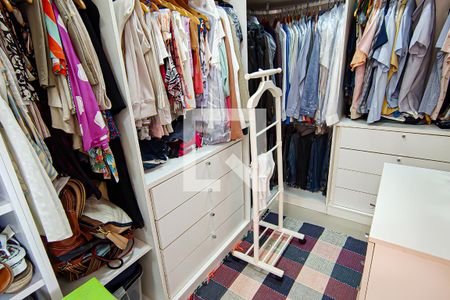 Casa à venda com 170m², 4 quartos e 1 vaga Casa à venda com 170m², 4 quartos e 1 vagaquarto 4 suite master