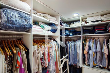 Casa à venda com 170m², 4 quartos e 1 vaga Casa à venda com 170m², 4 quartos e 1 vagaquarto 4 suite master