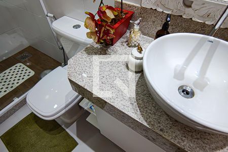 Casa à venda com 170m², 4 quartos e 1 vaga Casa à venda com 170m², 4 quartos e 1 vagabanheiro 2