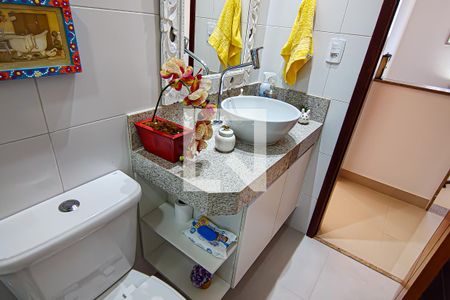 Casa à venda com 170m², 4 quartos e 1 vaga Casa à venda com 170m², 4 quartos e 1 vagabanheiro 2