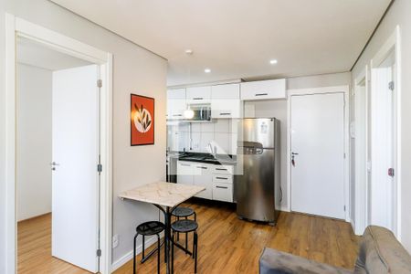 Sala de apartamento para alugar com 2 quartos, 34m² em Santo Amaro, São Paulo