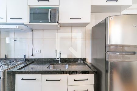 Cozinha de apartamento para alugar com 2 quartos, 34m² em Santo Amaro, São Paulo