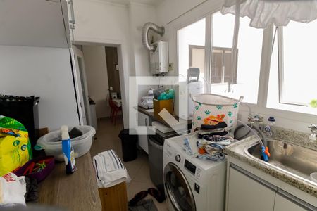 Apartamento à venda com 147m², 3 quartos e 3 vagas Apartamento à venda com 147m², 3 quartos e 3 vagasÁrea de Serviço