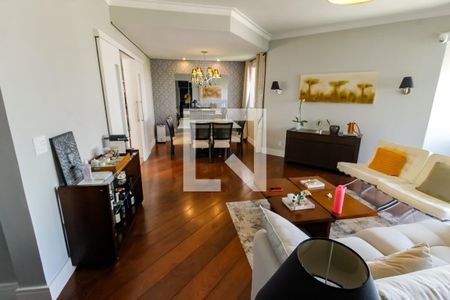 Apartamento à venda com 147m², 3 quartos e 3 vagas Apartamento à venda com 147m², 3 quartos e 3 vagasSala