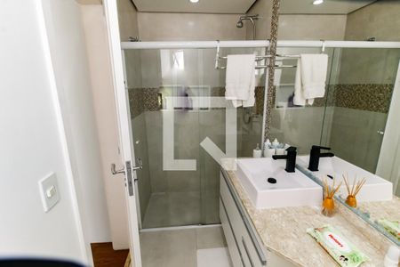 Apartamento à venda com 147m², 3 quartos e 3 vagas Apartamento à venda com 147m², 3 quartos e 3 vagasBanheiro da Suíte 2