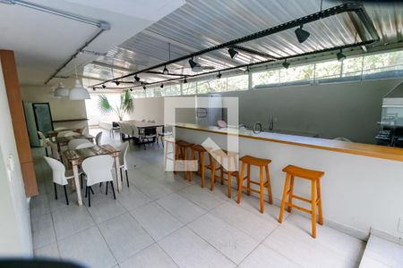 Apartamento à venda com 147m², 3 quartos e 3 vagas Apartamento à venda com 147m², 3 quartos e 3 vagasÁrea comum - Churrasqueira