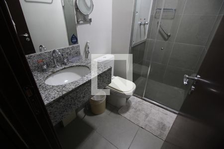 Banheiro de kitnet/studio para alugar com 1 quarto, 20m² em Jacarepaguá, Rio de Janeiro