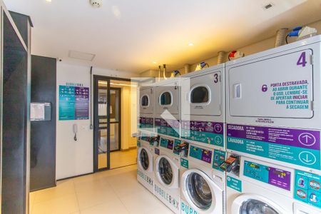 Studio à venda com 27m², 1 quarto e sem vaga Studio à venda com 27m², 1 quarto e sem vagaLavanderia