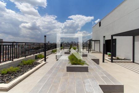 Studio à venda com 27m², 1 quarto e sem vaga Studio à venda com 27m², 1 quarto e sem vagaRooftop