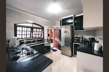 Casa à venda com 120m², 3 quartos e 2 vagasCozinha