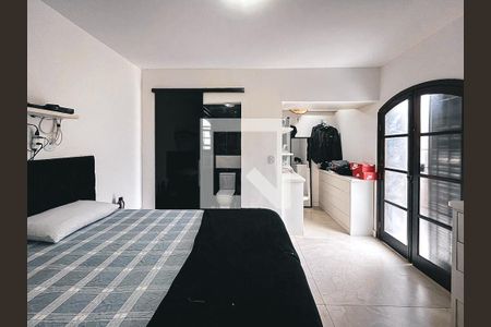 Quarto de casa à venda com 3 quartos, 120m² em Rio Pequeno, São Paulo