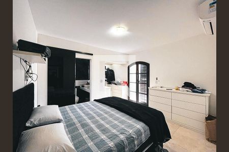 Quarto de casa à venda com 3 quartos, 120m² em Rio Pequeno, São Paulo