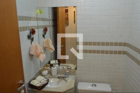 Apartamento à venda com 128m², 3 quartos e 2 vagas Apartamento à venda com 128m², 3 quartos e 2 vagasLavabo