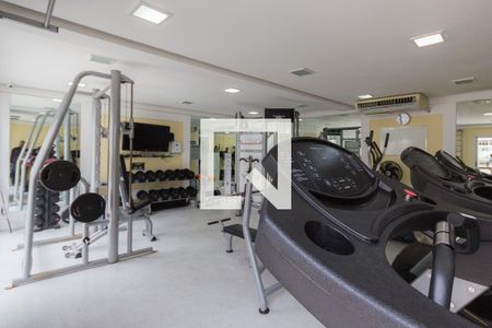 Apartamento à venda com 128m², 3 quartos e 2 vagas Apartamento à venda com 128m², 3 quartos e 2 vagasÁrea comum - Academia