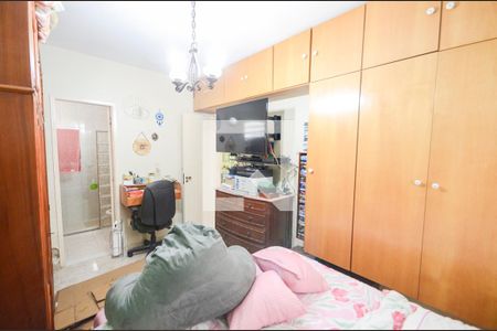 Apartamento à venda com 76m², 2 quartos e 1 vaga Apartamento à venda com 76m², 2 quartos e 1 vagaSuíte