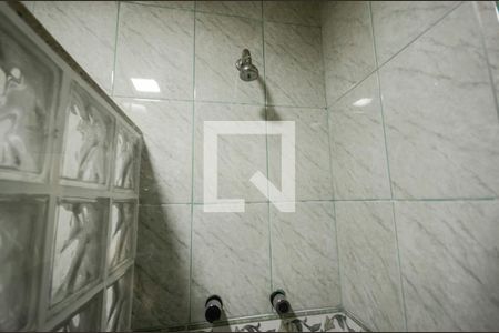 Apartamento à venda com 76m², 2 quartos e 1 vaga Apartamento à venda com 76m², 2 quartos e 1 vagaBanheiro Social