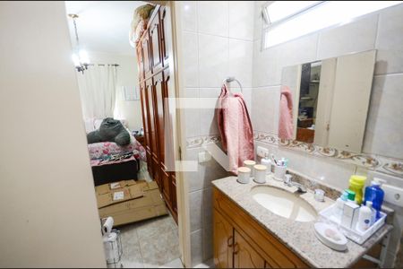Apartamento à venda com 76m², 2 quartos e 1 vaga Apartamento à venda com 76m², 2 quartos e 1 vagaBanheiro da Suíte