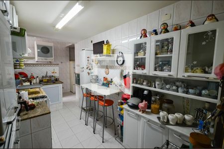 Apartamento à venda com 76m², 2 quartos e 1 vaga Apartamento à venda com 76m², 2 quartos e 1 vagaCozinha