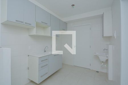 Sala/Cozinha de apartamento para alugar com 1 quarto, 28m² em Socorro, São Paulo