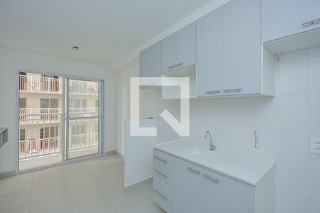 Sala/Cozinha de apartamento para alugar com 1 quarto, 28m² em Socorro, São Paulo