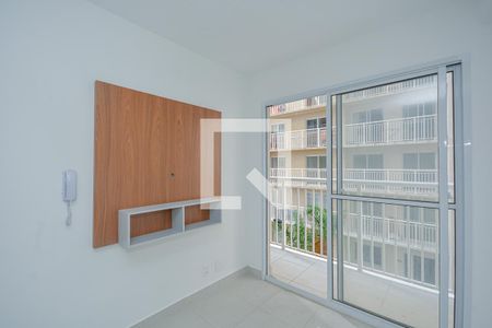 Sala/Cozinha de apartamento para alugar com 1 quarto, 28m² em Socorro, São Paulo