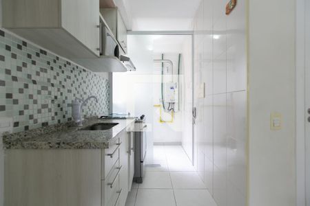 Apartamento à venda com 39m², 2 quartos e 1 vagaCozinha - Armários