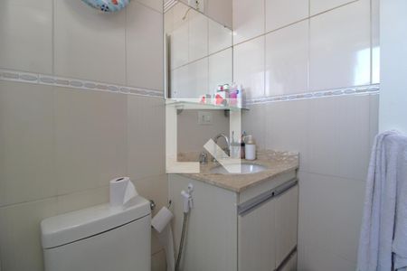 Casa de condomínio para alugar com 151m², 2 quartos e 2 vagasBanheiro da suíte 1